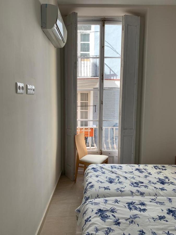 Apartamentos Valverde Cadiz 1 - A Bagian luar foto