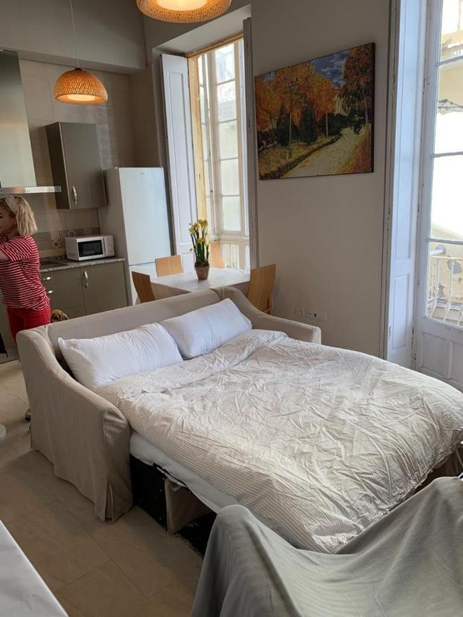 Apartamentos Valverde Cadiz 1 - A Bagian luar foto
