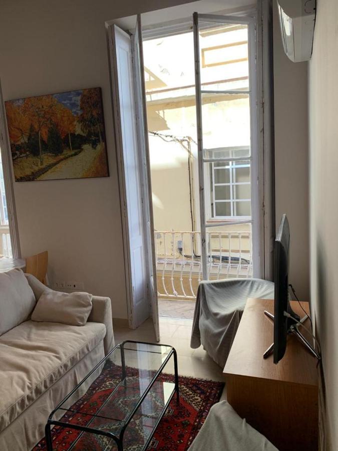 Apartamentos Valverde Cadiz 1 - A Bagian luar foto