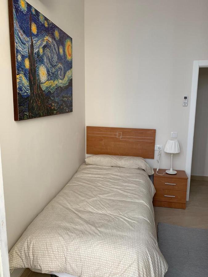Apartamentos Valverde Cadiz 1 - A Bagian luar foto